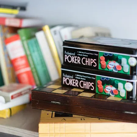 Good People Design بيت شباب بلغراد