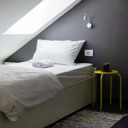 Hostel Good People Design