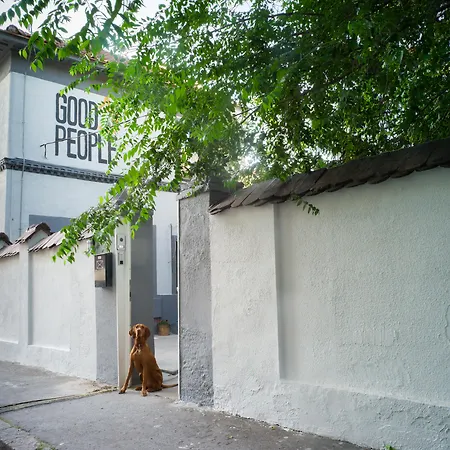Hostel Good People Design Belgrade