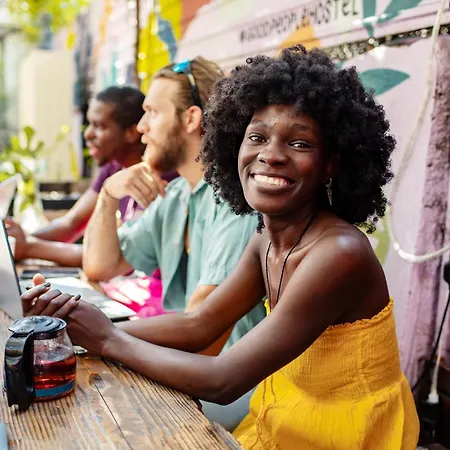 Hostel Good People Design *