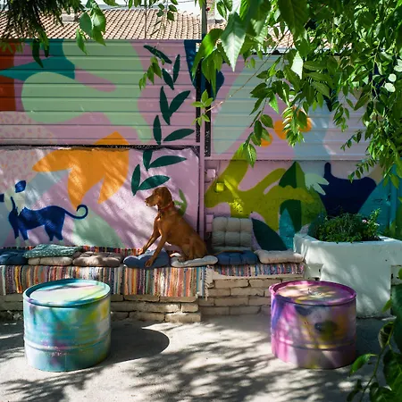 Hostel Good People Design