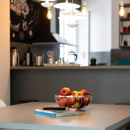 Hostel Good People Design *